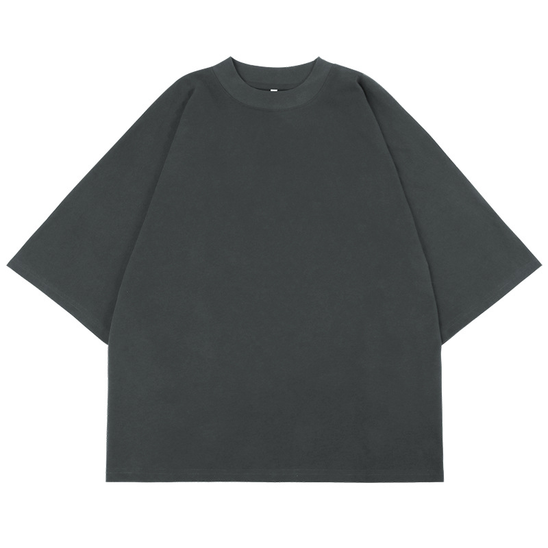 プレーンな特大のTシャツを印刷します